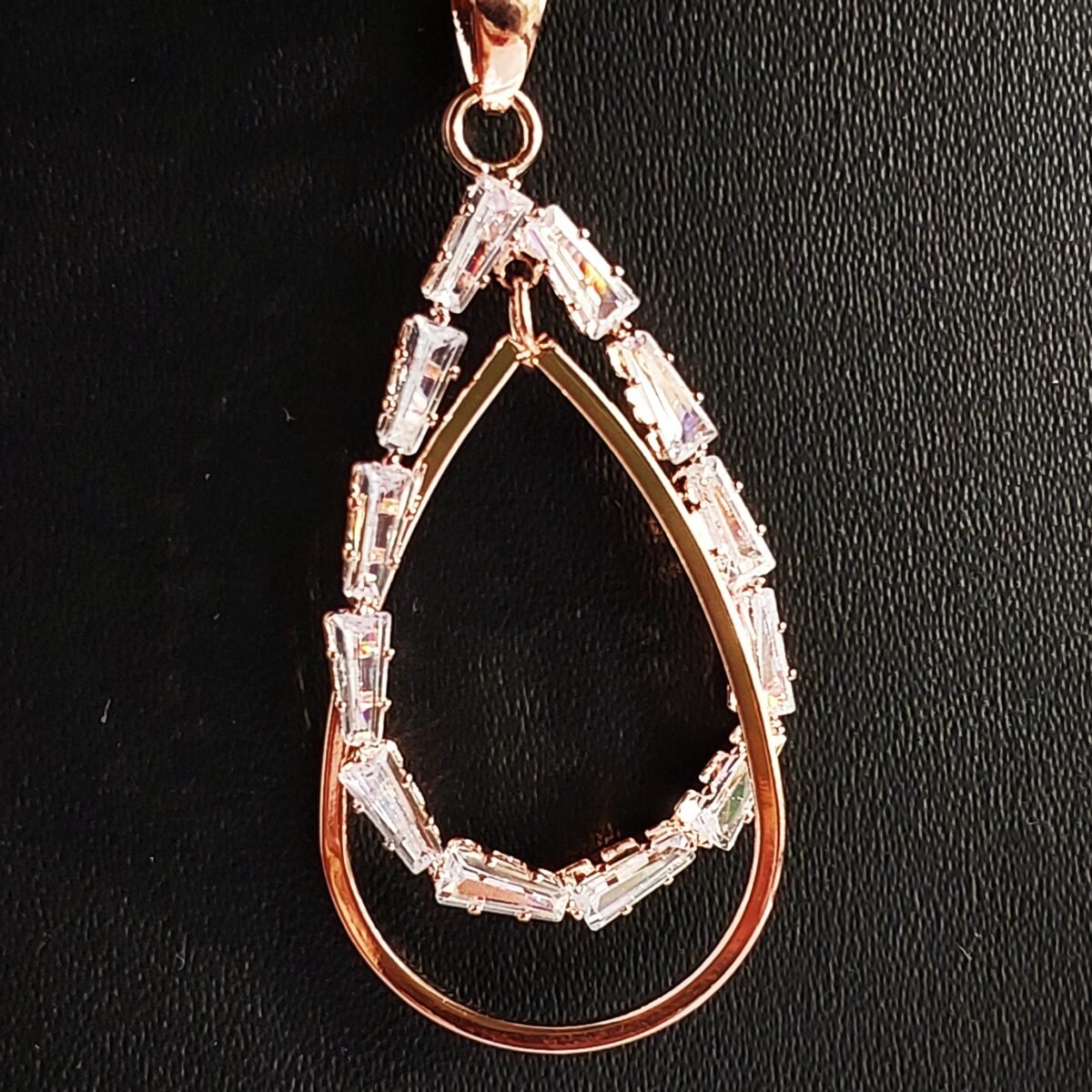 Aurea Rose Gold Neck Chain - Image 9