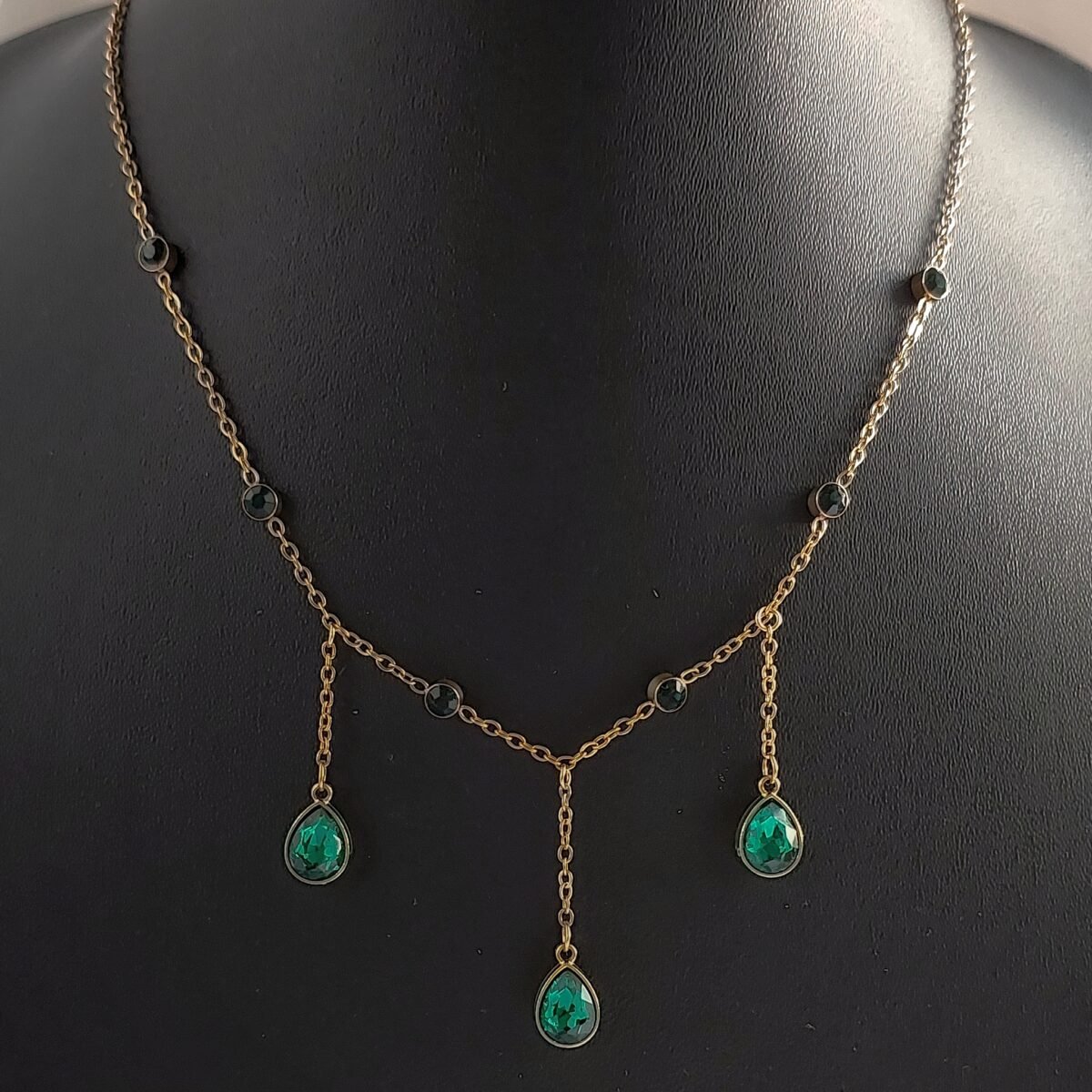 Emerald Raindrop Necklace - Image 1