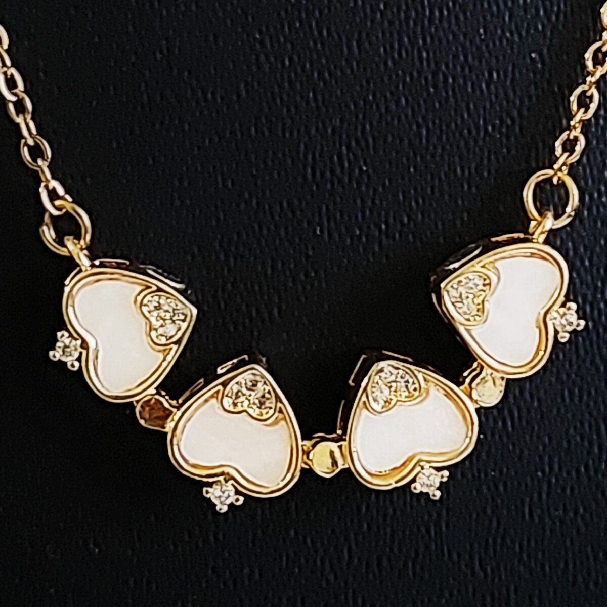 Magnetic Petals Chain - Image 2