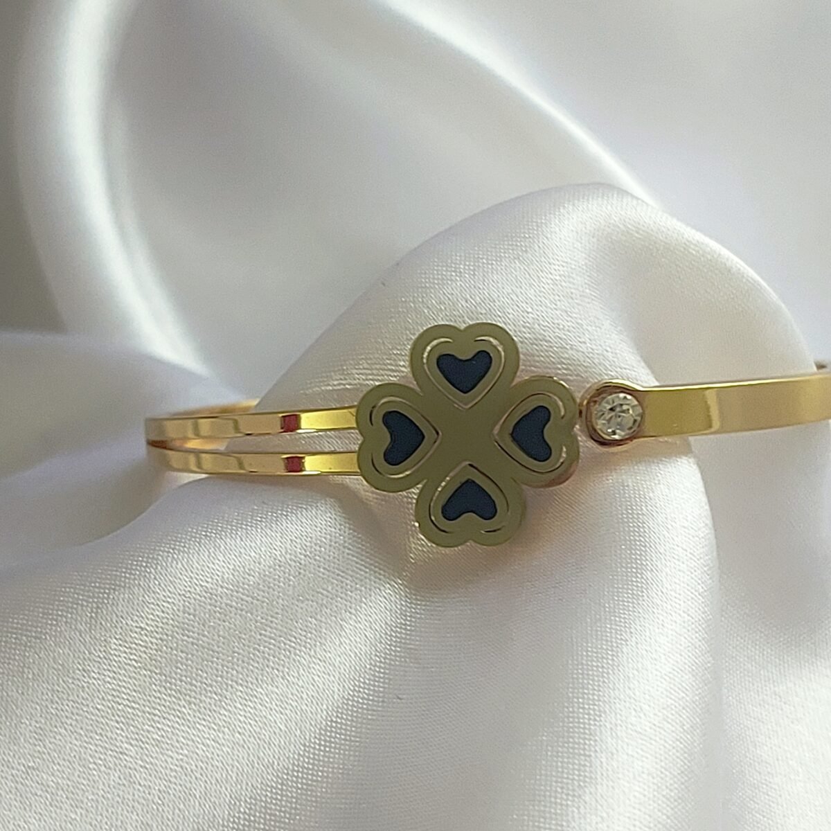 Heart Shape Bracelet Bangle - Image 3