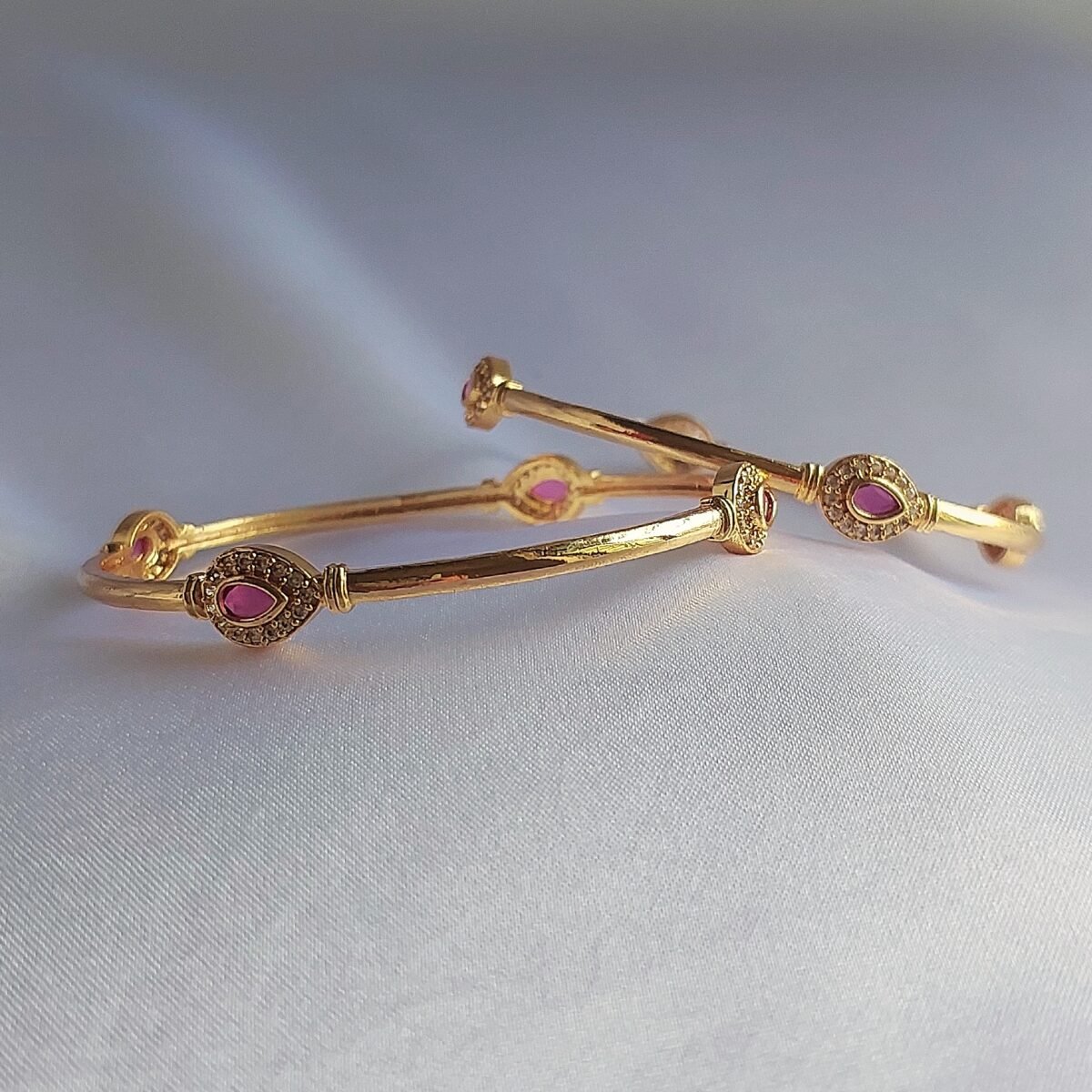 Manideep Bangle Set - Image 3