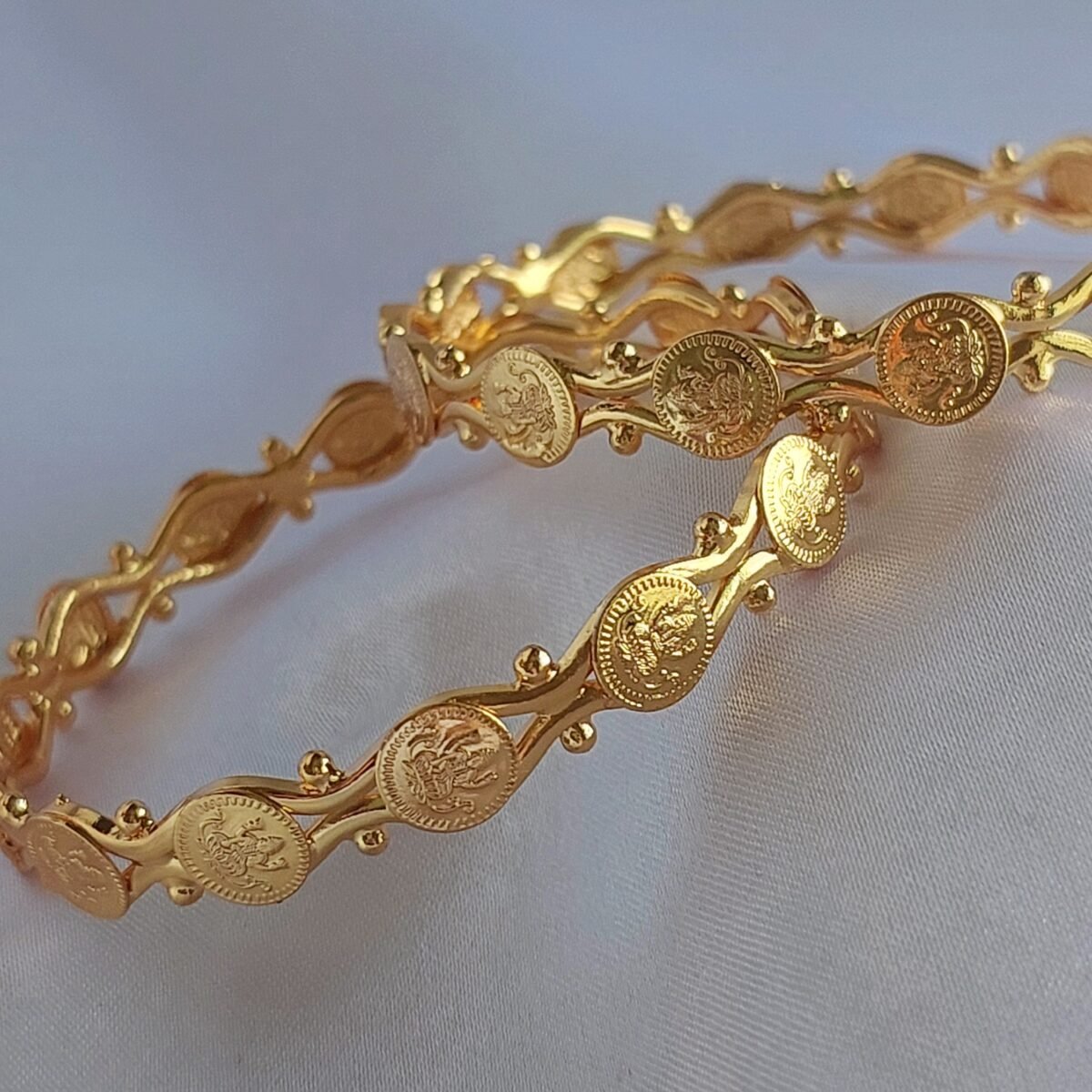 Aiswarya Lakshmi Bangle Set - Image 1