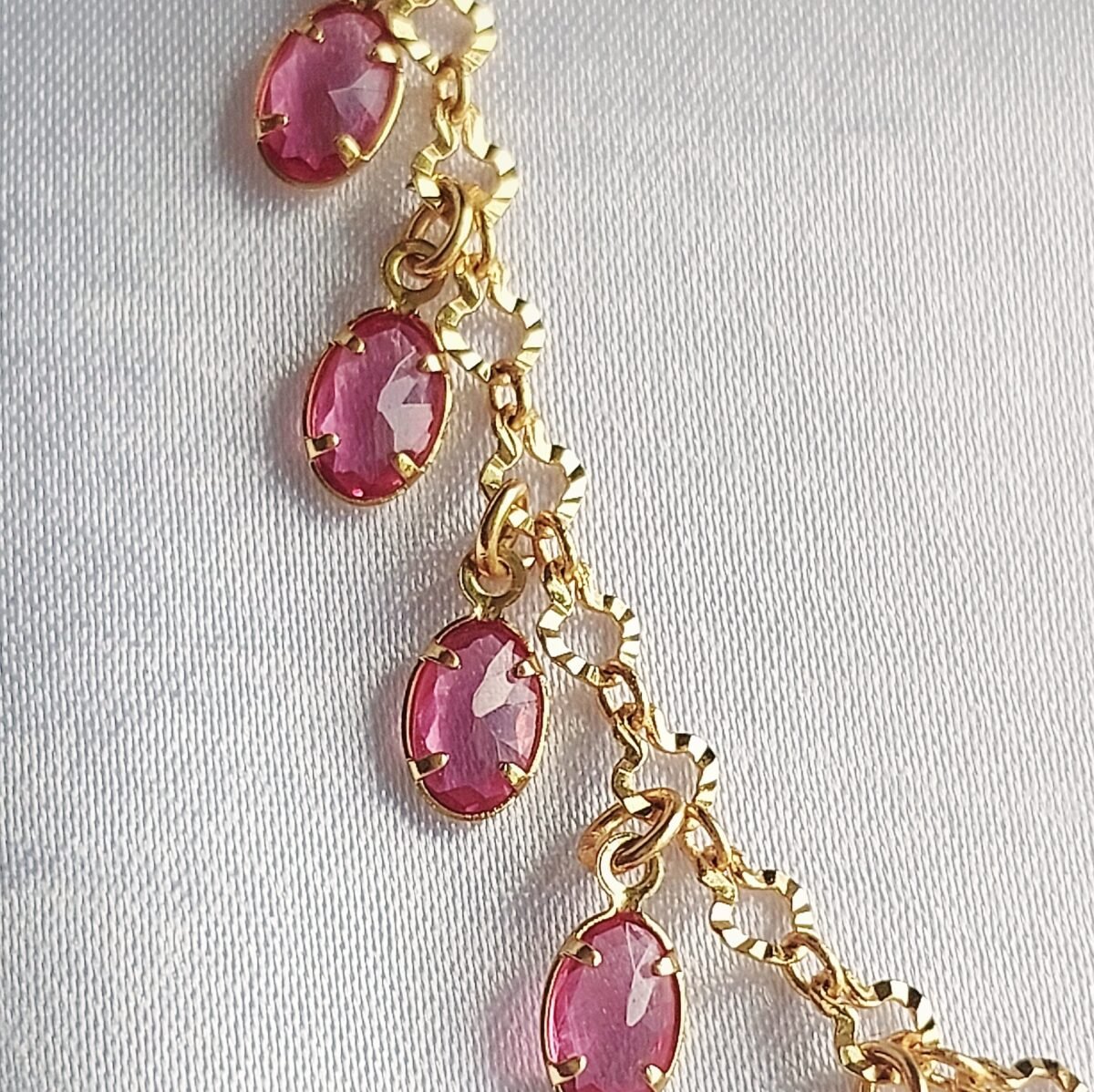 Pink Beauty Necklace - Image 4
