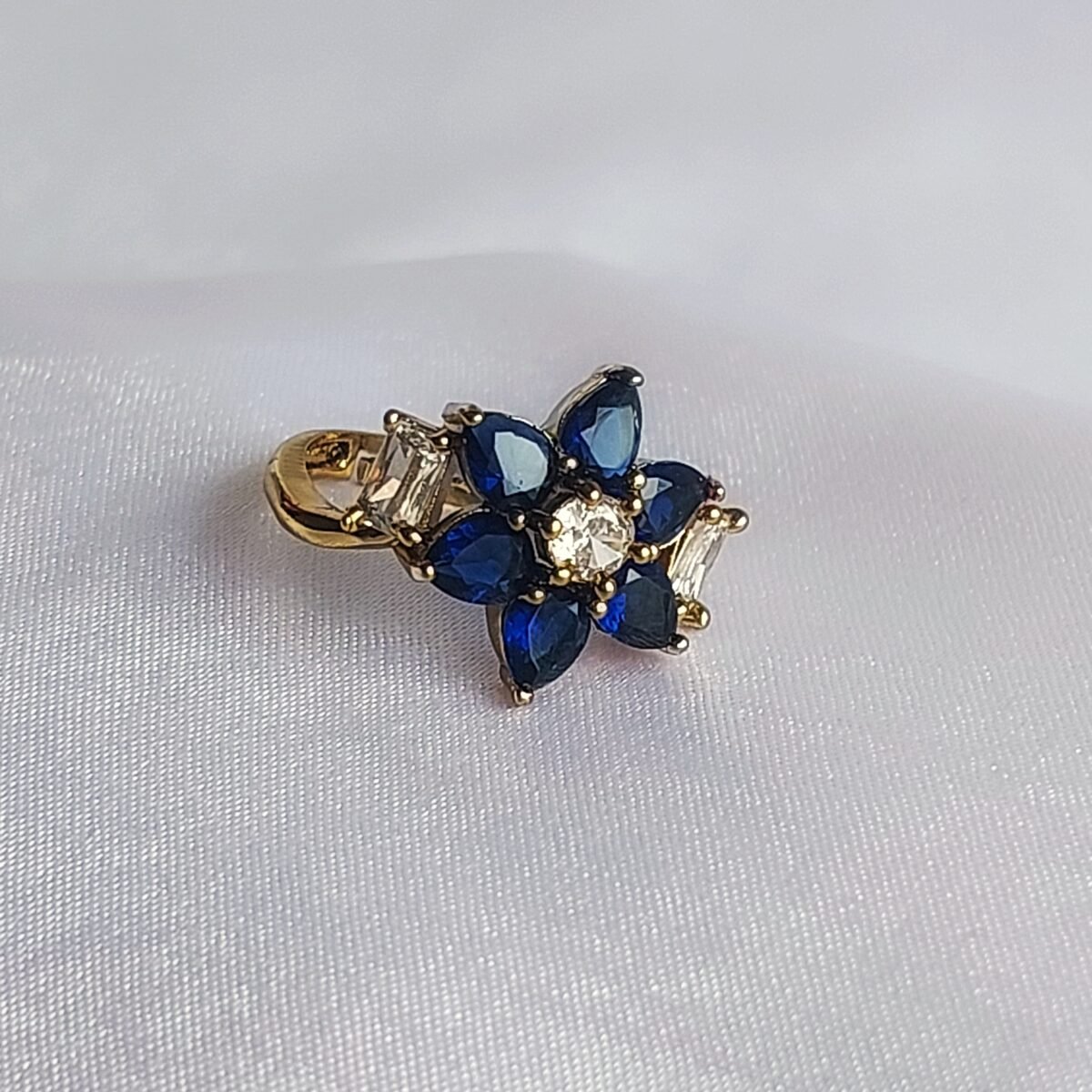 Flower AD Finger Ring - Image 1