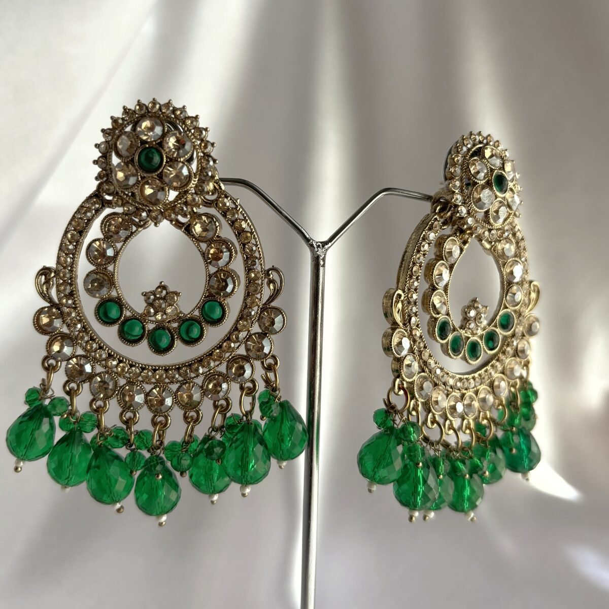Kundan Heavy Earrings - Image 5