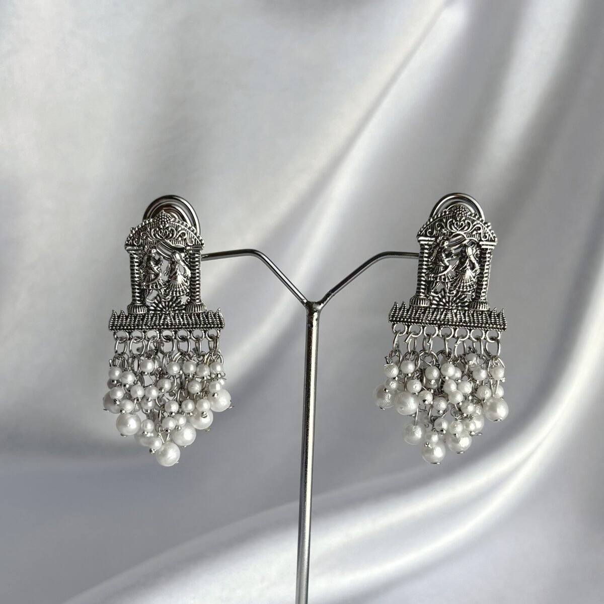 Radha Krishna Earring - Image 3