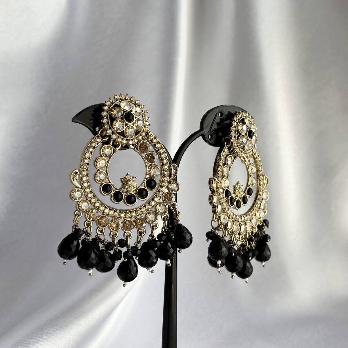 Kundan Heavy Earrings - Image 6