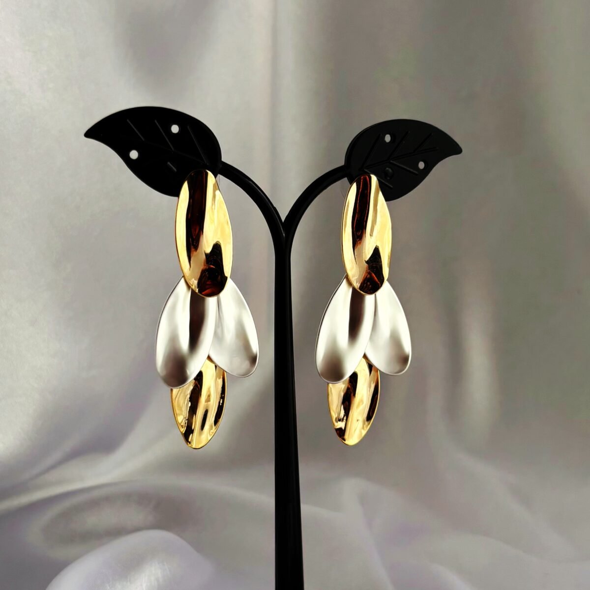 Golden Leaf Earring - Image 2