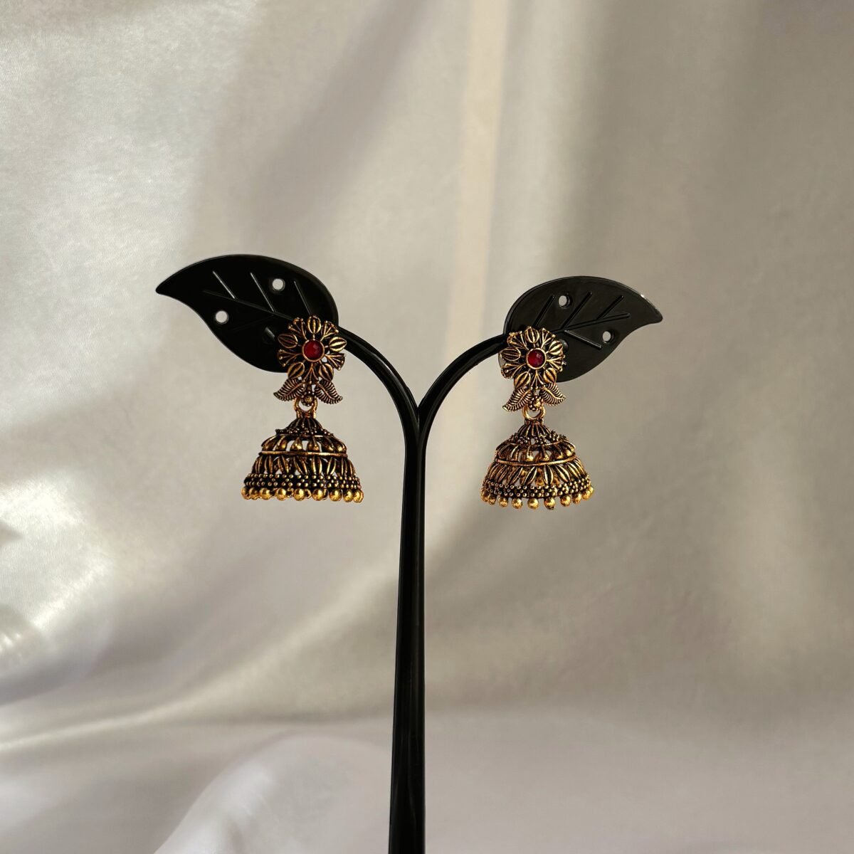 Simple Jhumka - Image 2