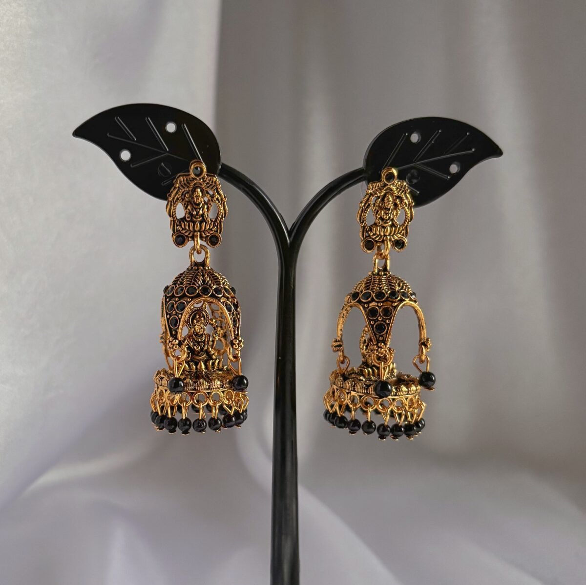 Lakshmi Carved Jhumka - Image 5