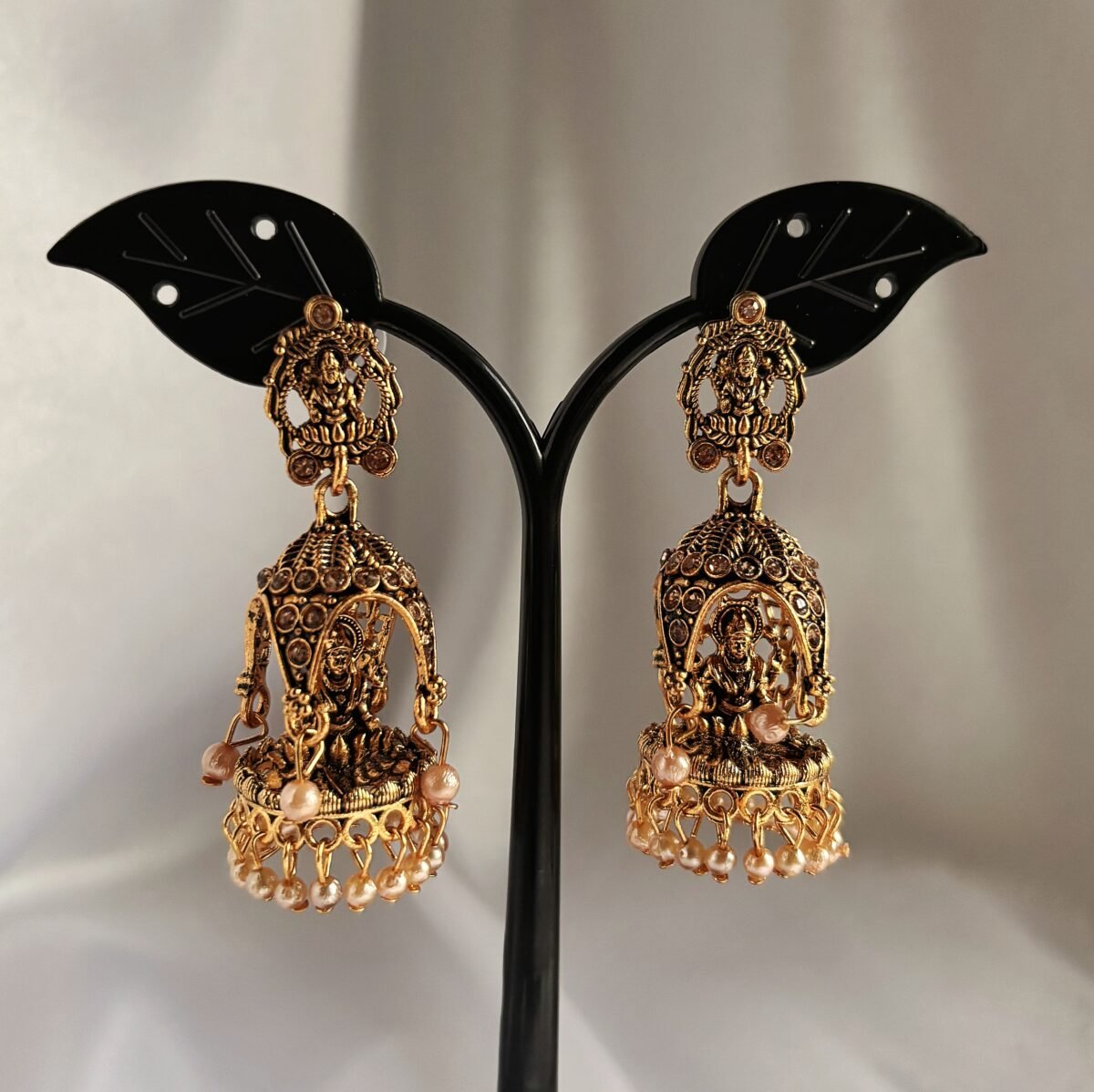 Lakshmi Carved Jhumka - Image 4