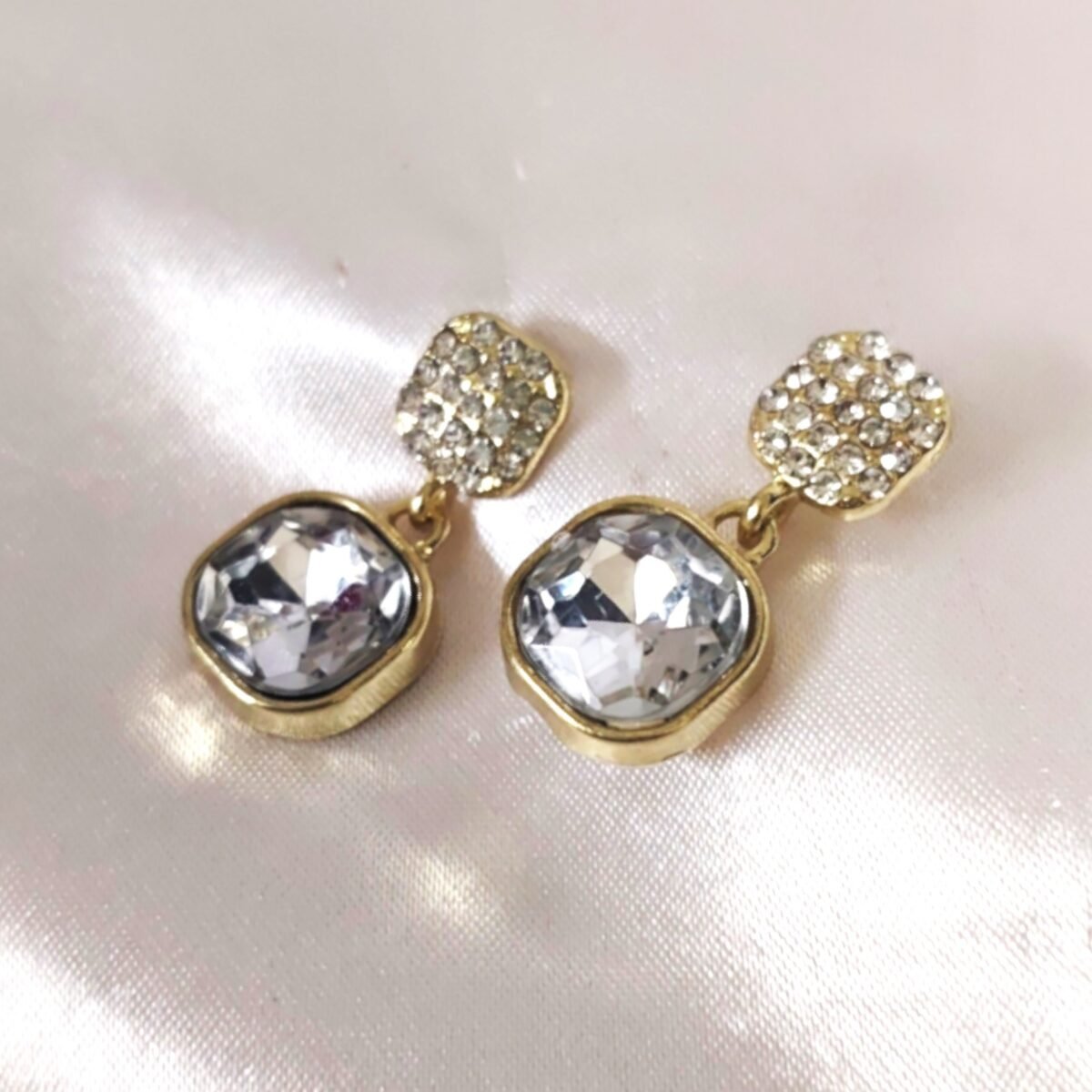 White Crystal Drop Earrings - Image 1